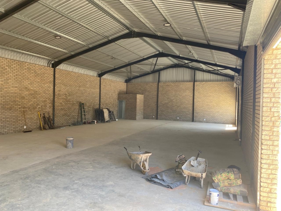Commercial Property for Sale in N2 Industrial Park Western Cape